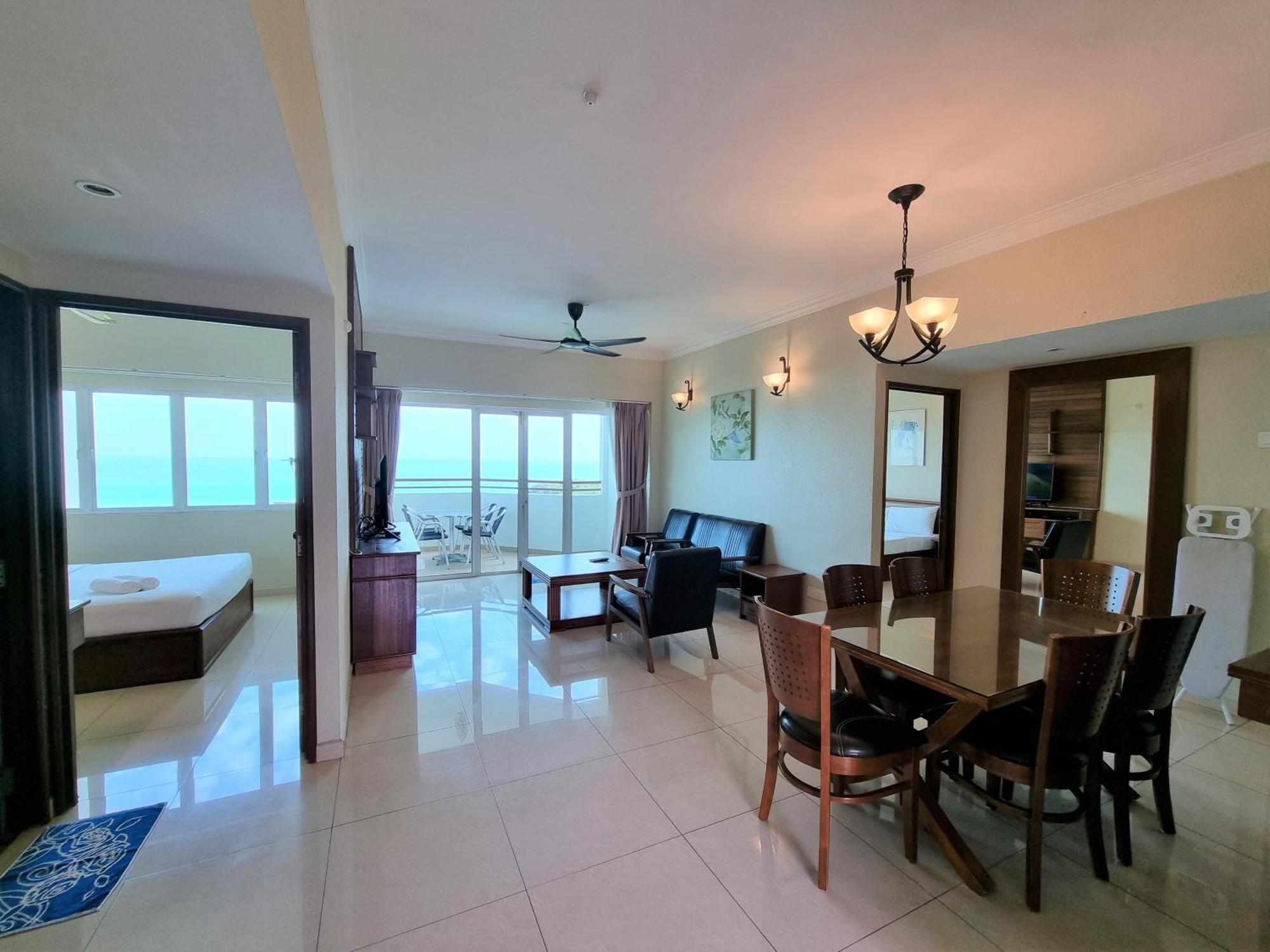 Green Ocean Seaview Apartment Batu Ferringhi Exterior photo